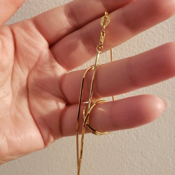 14k Gold Vintage Snake Chain - Picture 4 of 9